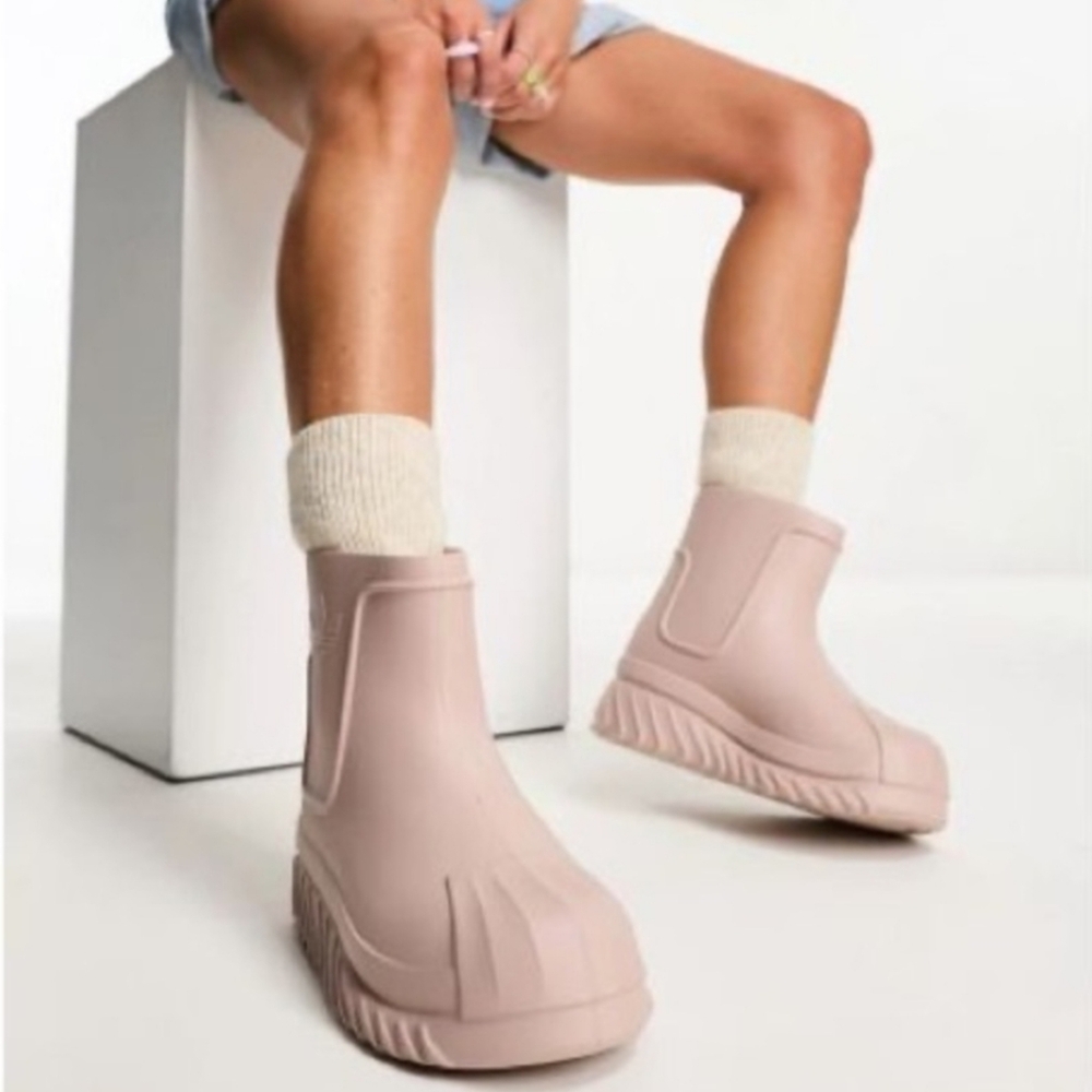 adidas Women’s Pink adiFOM Boots